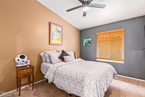 Bedroom - 11833 S 44th St, Phoenix, AZ 85044 photo 6 of 9
