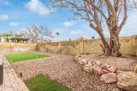 Exterior - 11833 S 44th St, Phoenix, AZ 85044 photo 9 of 29