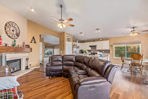 Living - 11833 S 44th St, Phoenix, AZ 85044 photo 7 of 7