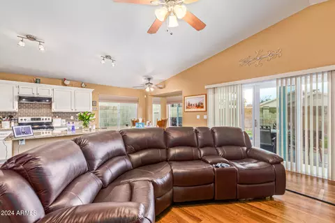 Living - 11833 S 44th St, Phoenix, AZ 85044 photo 6 of 7