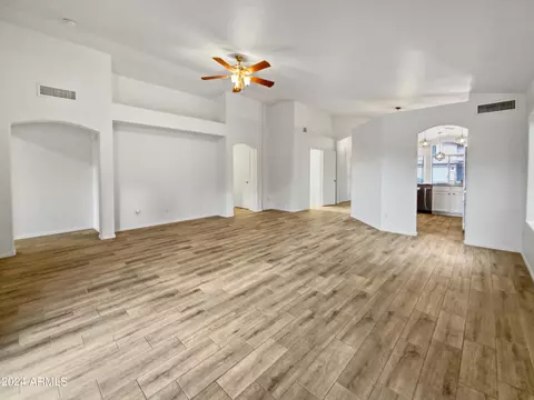 3931 E Vaughn Ave, Gilbert, AZ 85234 photo 3