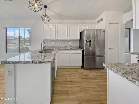 3931 E Vaughn Ave, Gilbert, AZ 85234 photo 7