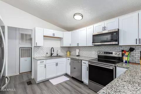 676 S Starr Rd, Apache Junction, AZ 85119 photo 9
