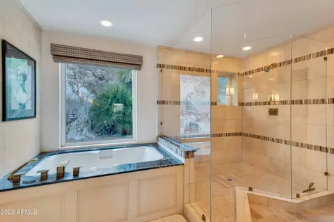 Bath - 3500 E Lincoln Dr #47, Phoenix, AZ 85018 photo 2 of 6