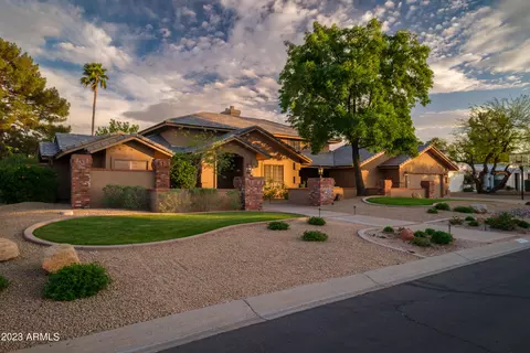 10423 N 48th Pl, Paradise Valley, AZ 85253