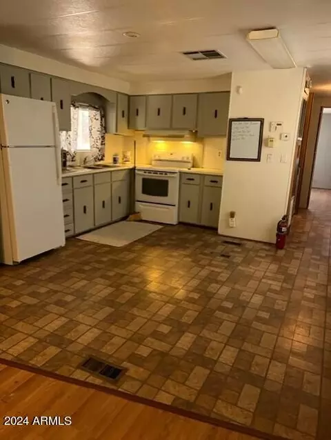 2065 E Villa Rita Dr, Phoenix, AZ 85022 photo 15