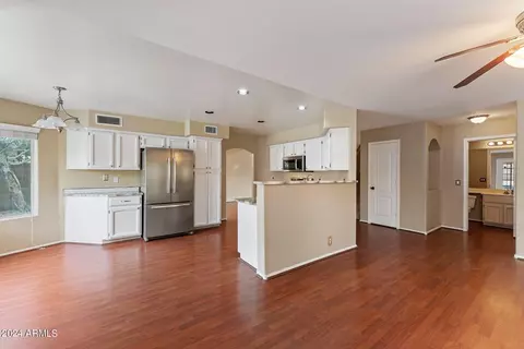 Living - 4310 E Graythorn Ave, Phoenix, AZ 85044 photo 3 of 9