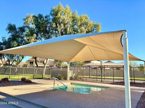 Exterior - 4310 E Graythorn Ave, Phoenix, AZ 85044 photo 8 of 9