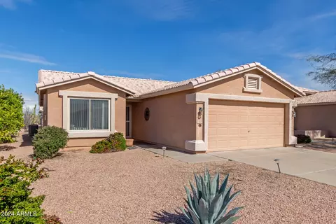 1424 E Runaway Bay Dr, Chandler, AZ 85249