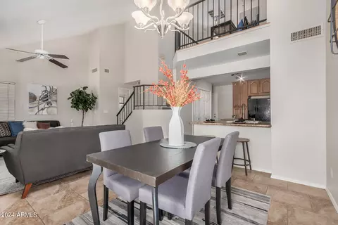 458 S Seawynds Blvd, Gilbert, AZ 85233