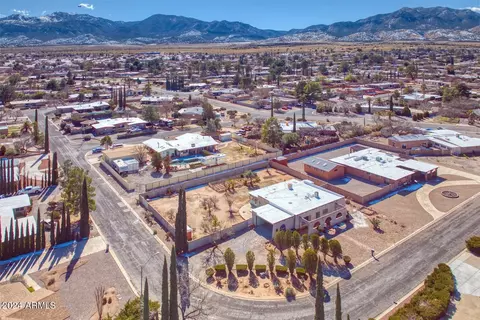 2008 Devonshire Dr, Sierra Vista, AZ 85635