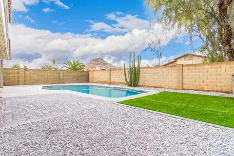 2102 E Gelding Dr, Phoenix, AZ 85022 photo 30