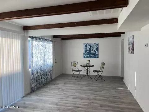 Dining - 7648 N 18th Ave, Phoenix, AZ 85021 photo 2 of 2