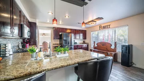 Kitchen - 1836 E Aspen Way, Gilbert, AZ 85234 photo 1 of 5
