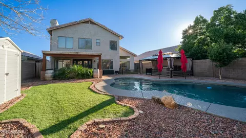 Exterior - 1836 E Aspen Way, Gilbert, AZ 85234 photo 28 of 29