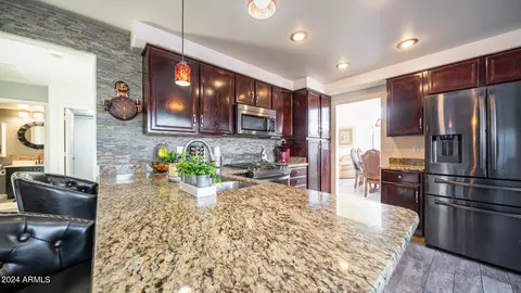 Kitchen - 1836 E Aspen Way, Gilbert, AZ 85234 photo 3 of 5