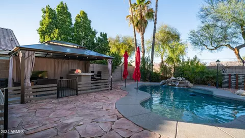 Exterior - 1836 E Aspen Way, Gilbert, AZ 85234 photo 20 of 29