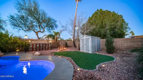Exterior - 1836 E Aspen Way, Gilbert, AZ 85234 photo 17 of 29