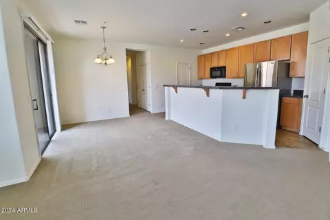 2933 E Dunbar Dr, Phoenix, AZ 85042 photo 3