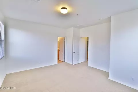 2933 E Dunbar Dr, Phoenix, AZ 85042 photo 7