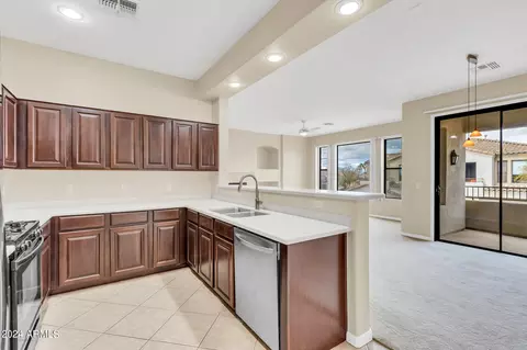 3131 E Legacy Dr #2121, Phoenix, AZ 85042 photo 5