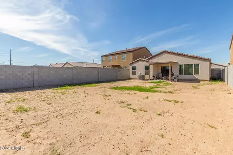 Exterior - 5837 S 23rd Dr, Phoenix, AZ 85041 photo 6 of 6