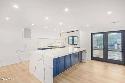 Kitchen - 3827 E Hazelwood St, Phoenix, AZ 85018 photo 1 of 1