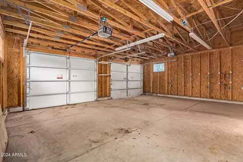 Exterior - 3827 E Hazelwood St, Phoenix, AZ 85018 photo 9 of 14