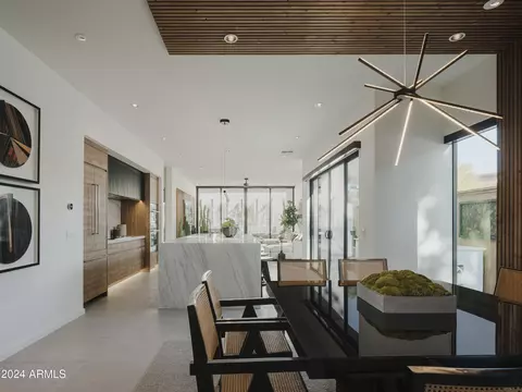 Dining - 1738 E Winchcomb Dr, Phoenix, AZ 85022 photo 2 of 3