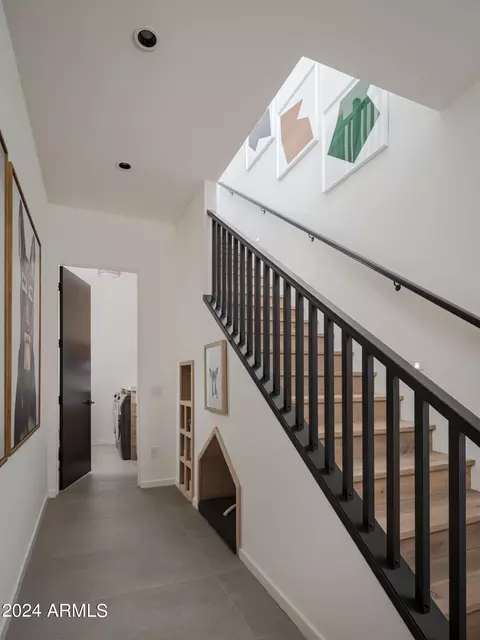 Entry Way - 1738 E Winchcomb Dr, Phoenix, AZ 85022 photo 2 of 5