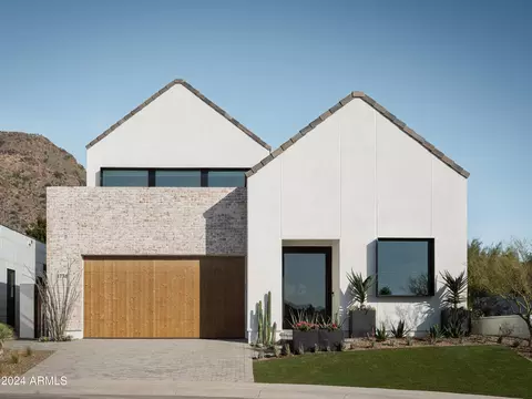 Exterior - 1738 E Winchcomb Dr, Phoenix, AZ 85022 photo 3 of 7