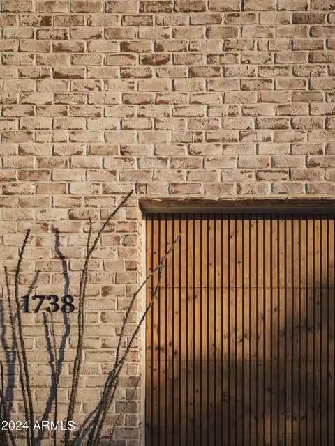 Exterior - 1738 E Winchcomb Dr, Phoenix, AZ 85022 photo 2 of 7