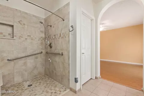 Bath - 5505 E Mclellan Rd #49, Mesa, AZ 85205 photo 2 of 6