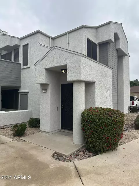 9213 N 59th Ave #201, Glendale, AZ 85302