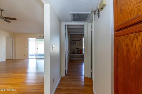 Entry Way - 4442 E Cheyenne Dr, Phoenix, AZ 85044 photo 2 of 2
