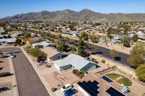 View/Area - 4442 E Cheyenne Dr, Phoenix, AZ 85044 photo 9 of 10
