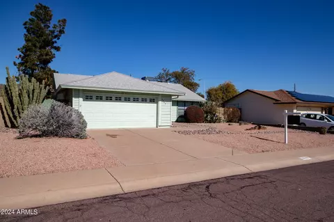 Exterior - 4442 E Cheyenne Dr, Phoenix, AZ 85044 photo 7 of 17
