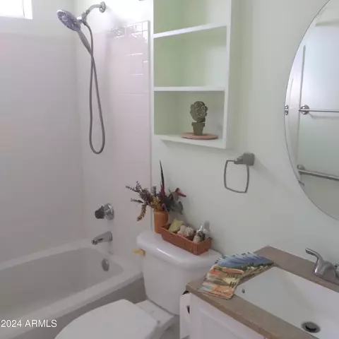 Bath - 4442 E Cheyenne Dr, Phoenix, AZ 85044 photo 7 of 7