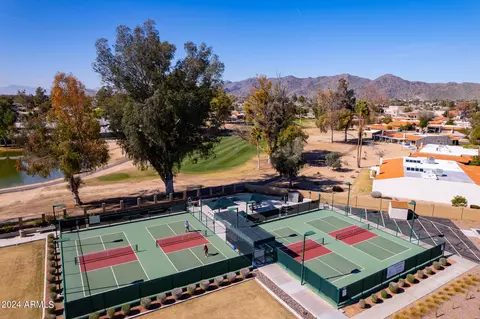 View/Area - 4442 E Cheyenne Dr, Phoenix, AZ 85044 photo 6 of 10