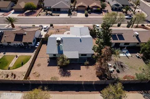 View/Area - 4442 E Cheyenne Dr, Phoenix, AZ 85044 photo 4 of 10