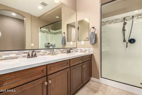 Bath - 3676 Ebano St, Gilbert, AZ 85295 photo 1 of 6