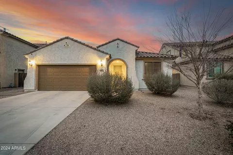 842 W Danish Red Trl, San Tan Valley, AZ 85143