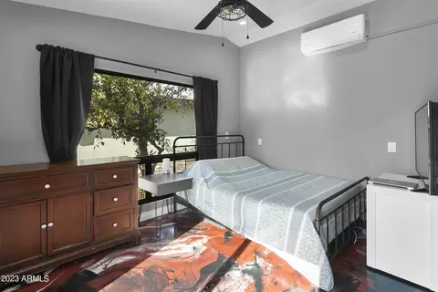 Bedroom - 3407 N 44th Pl, Phoenix, AZ 85018 photo 4 of 4