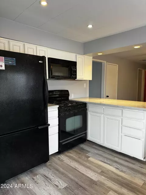 13246 N 18th Pl, Phoenix, AZ 85022 photo 6