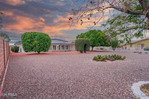 16841 N Meadow Park Dr N, Sun City, AZ 85351