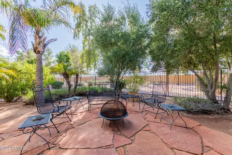 24306 S Starcrest Dr, Sun Lakes, AZ 85248