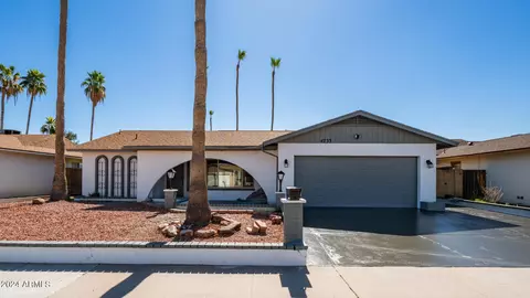 4733 W Cheryl Dr, Glendale, AZ 85302