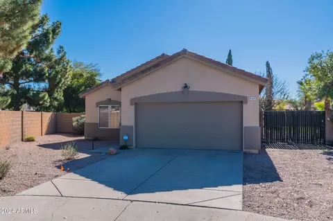 8155 E Obispo Ave, Mesa, AZ 85212