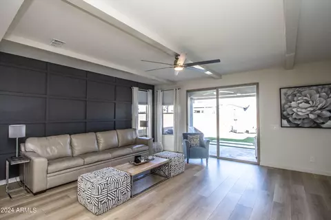 Bedroom - 2932 E Tina Dr, Phoenix, AZ 85050 photo 1 of 5