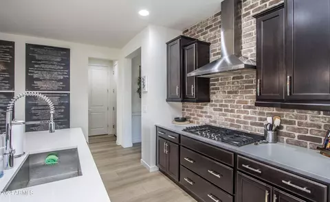 Kitchen - 2932 E Tina Dr, Phoenix, AZ 85050 photo 5 of 5